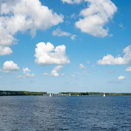 Spacious Waterfront Apartment Arnemuiden Kültér fotó